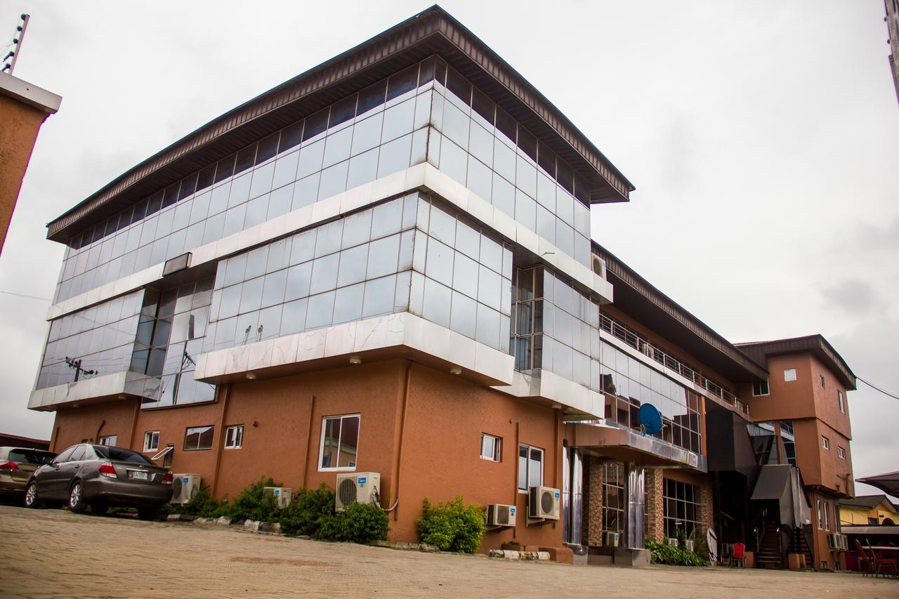 Glasshouse Hotel And Suites Egba Exterior foto