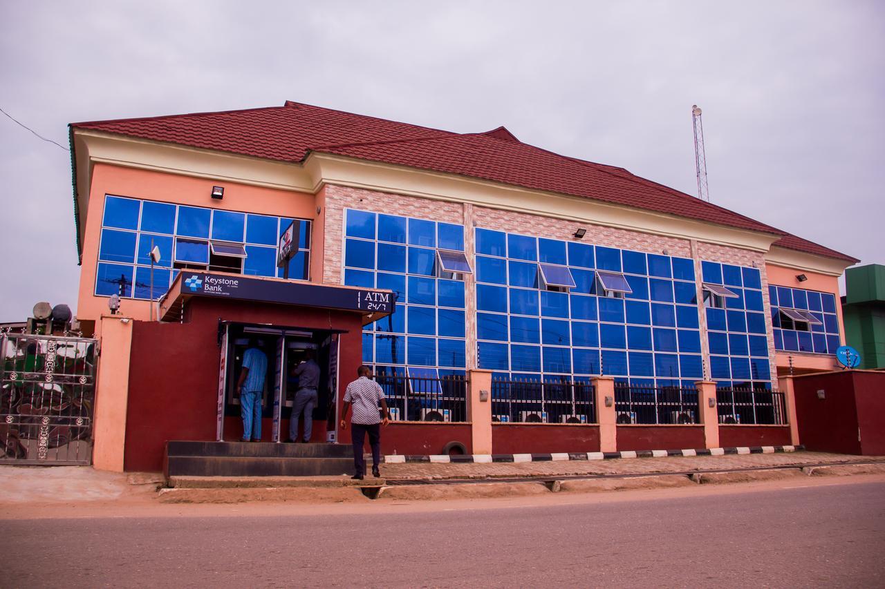 Glasshouse Hotel And Suites Egba Exterior foto
